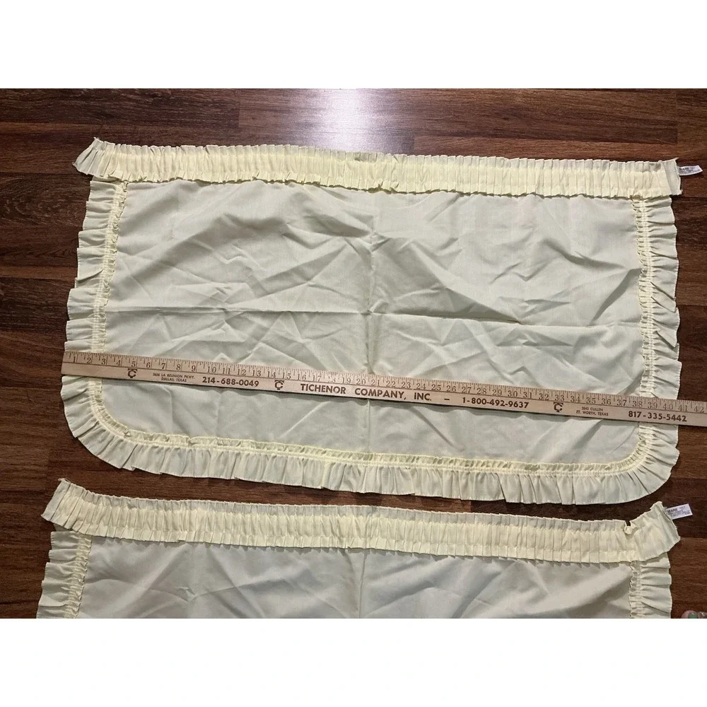 Pair Of SEARS Country Farmhouse Light Yellow Ruffled Cafe Curtain Panels 41 X 23